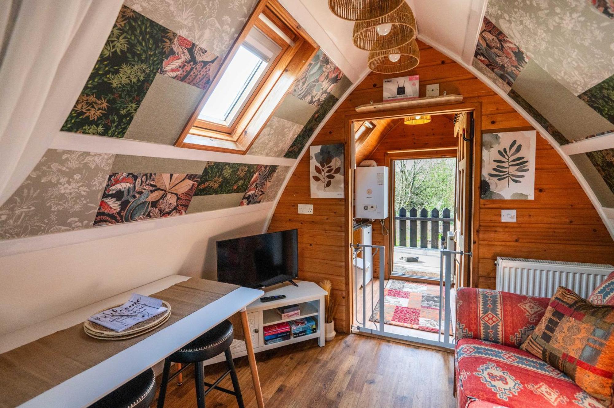 Robin Nest - Cosy Shepherd'S Hut Hideaway Callington Extérieur photo